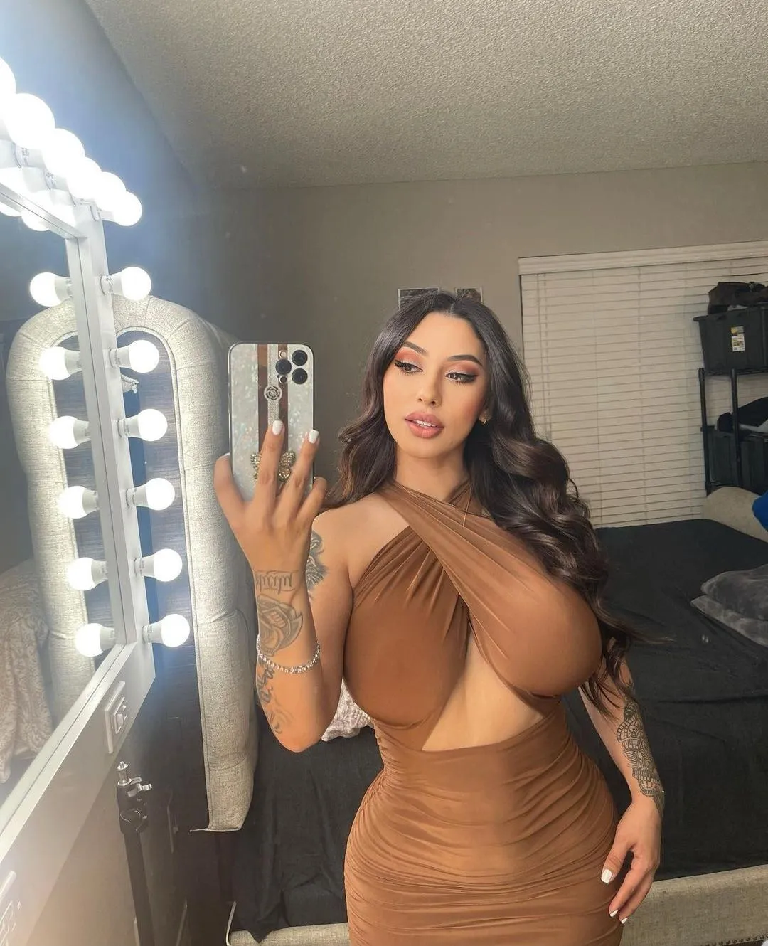 Latina baddie