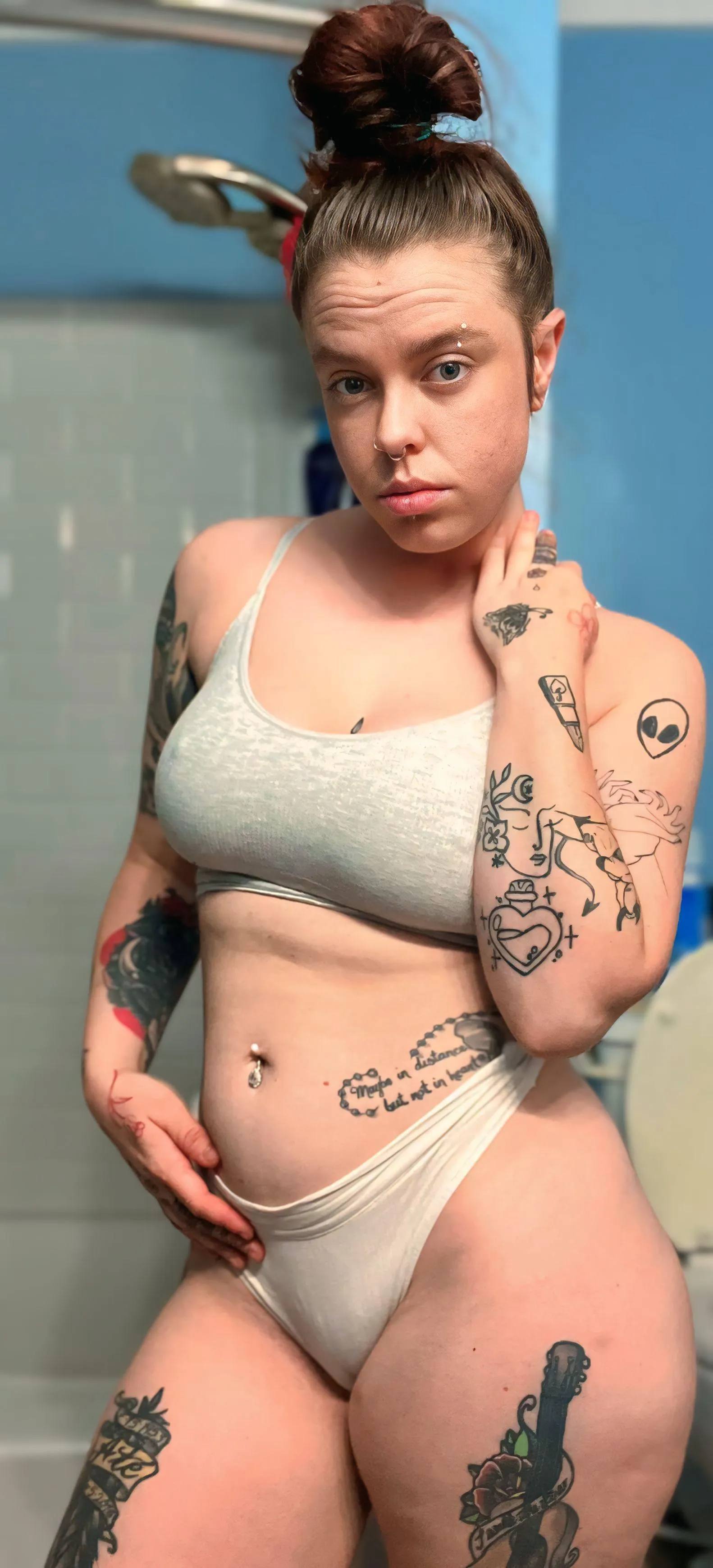 Tatted snow bunny milf flower_power1125 instagram