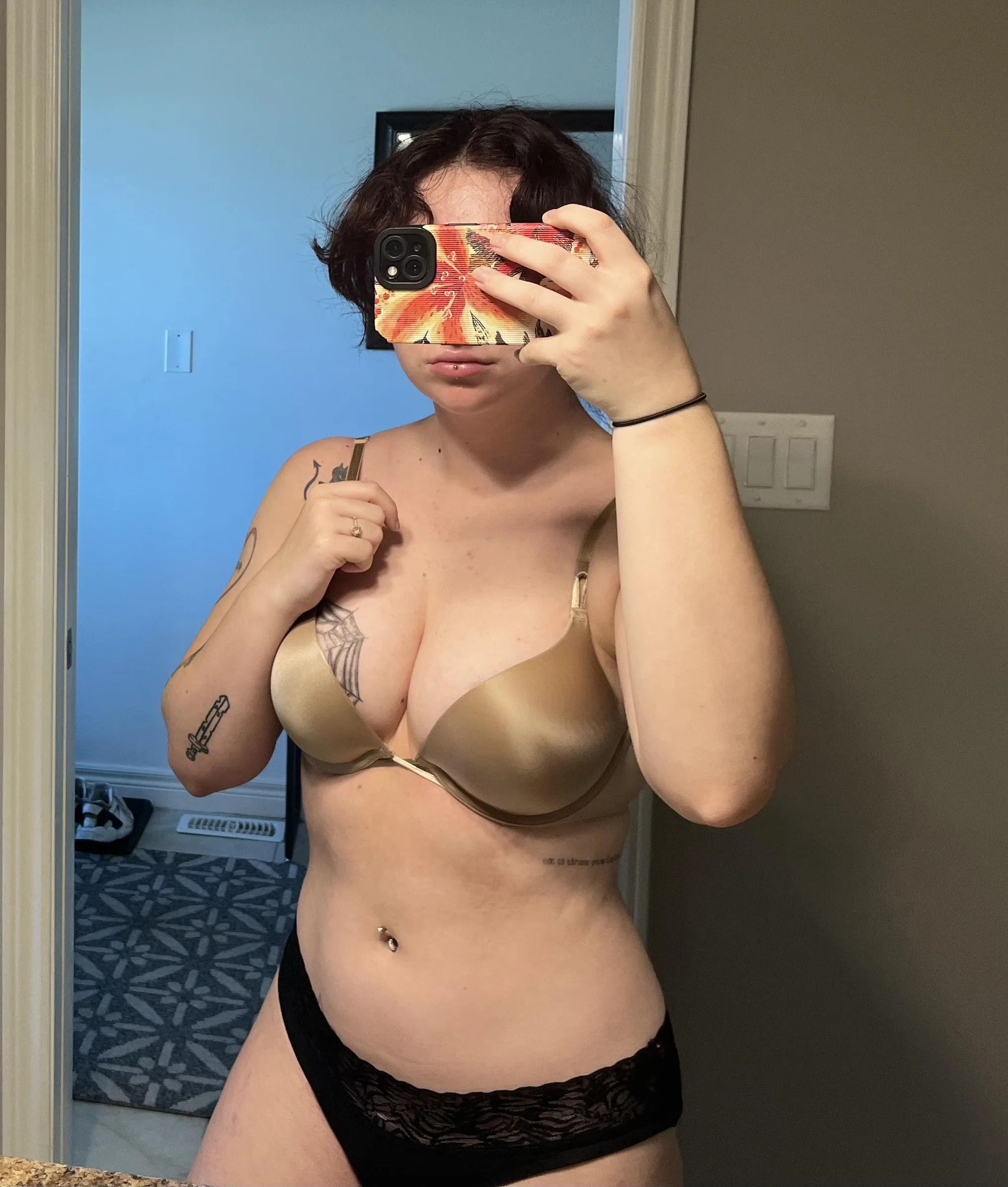 i need someone to suck on my tits