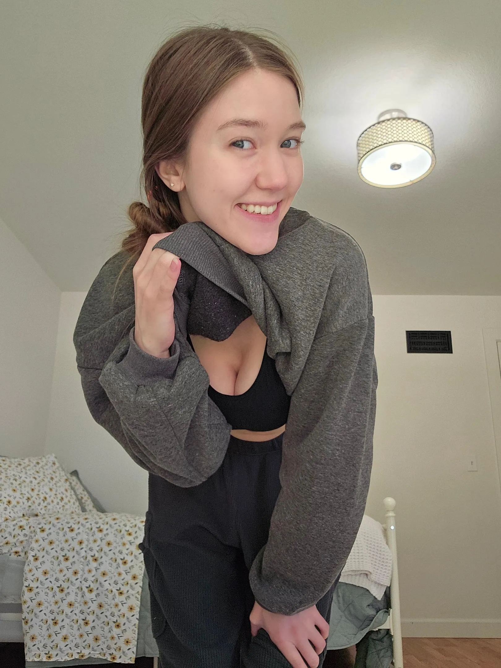 No makeup but still feeling kinda cute