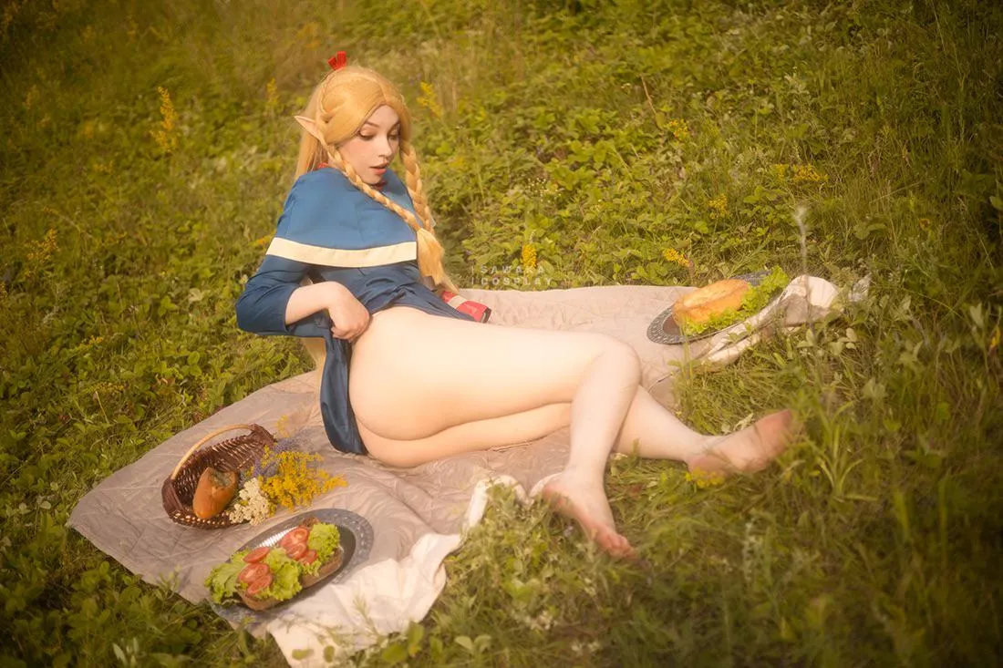 Marcille from Dungeon Meshi cosplay by Sawaka