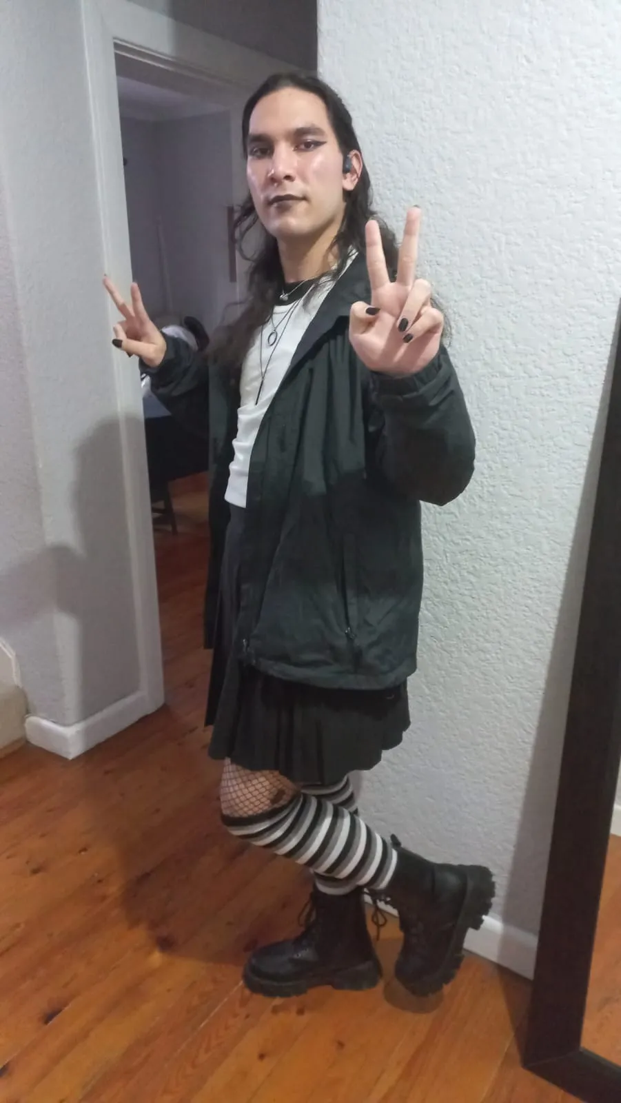 Went out in crossdress for the 1st time today