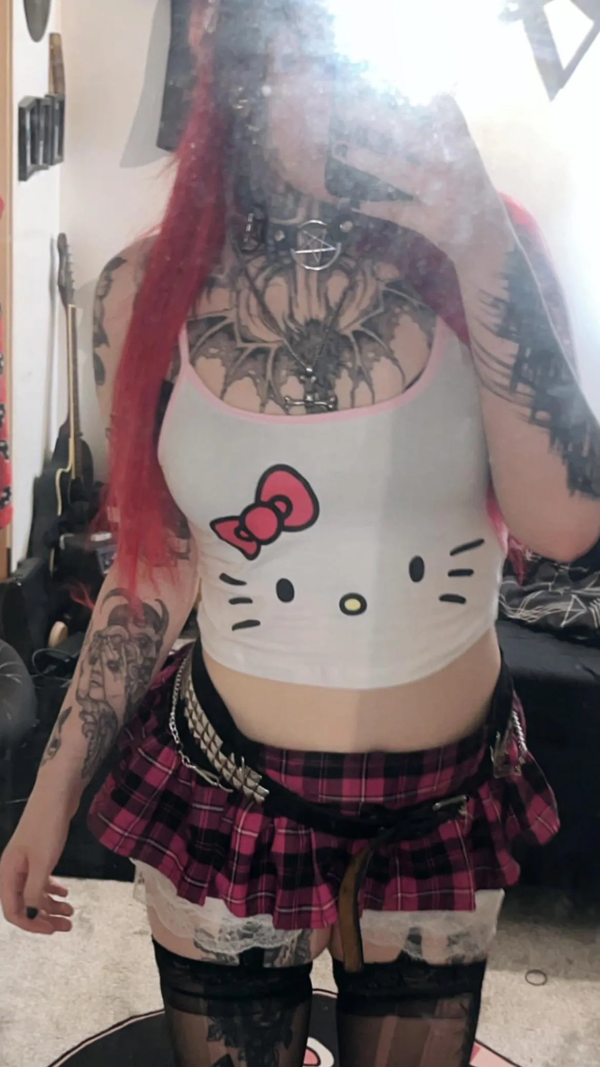 Emo girl needs fucked in this fit