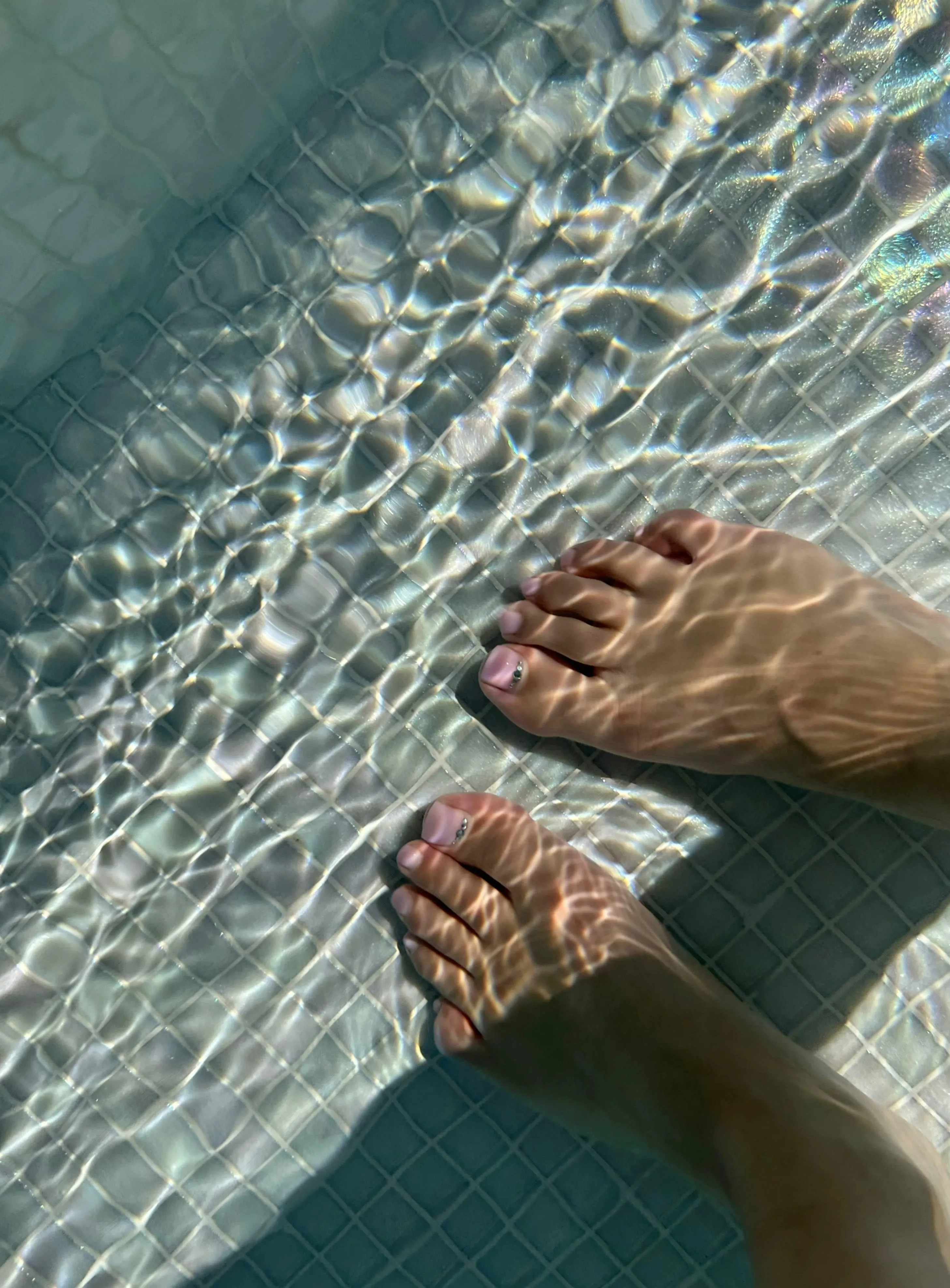 just relaxing with my feet soaking in the cool water