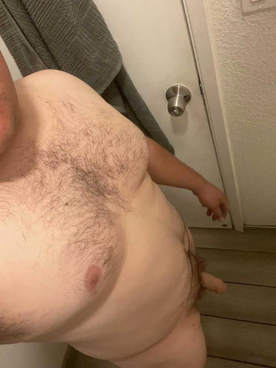 29m 55 210lbs