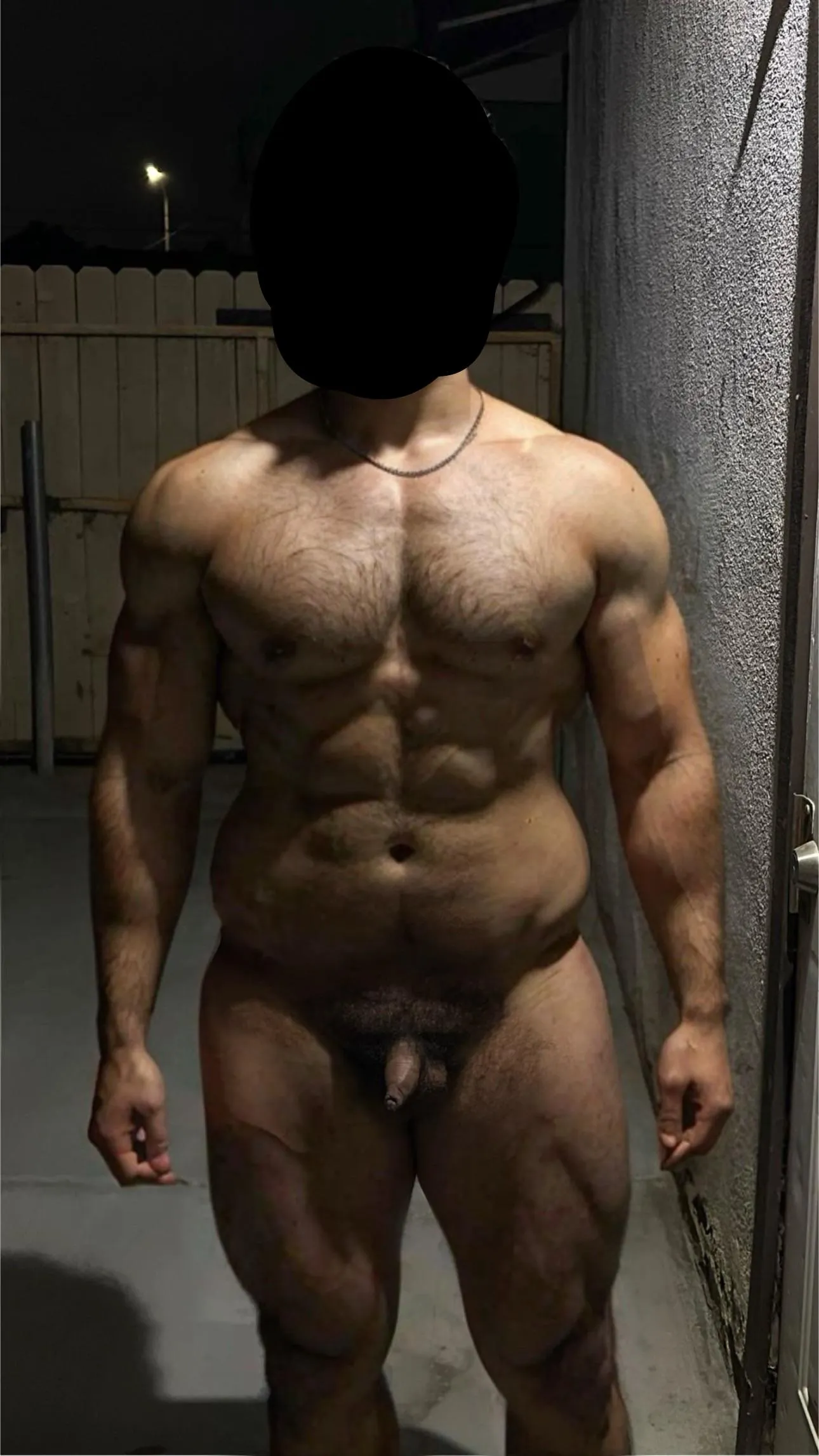 M22, 6ft, 210lbs