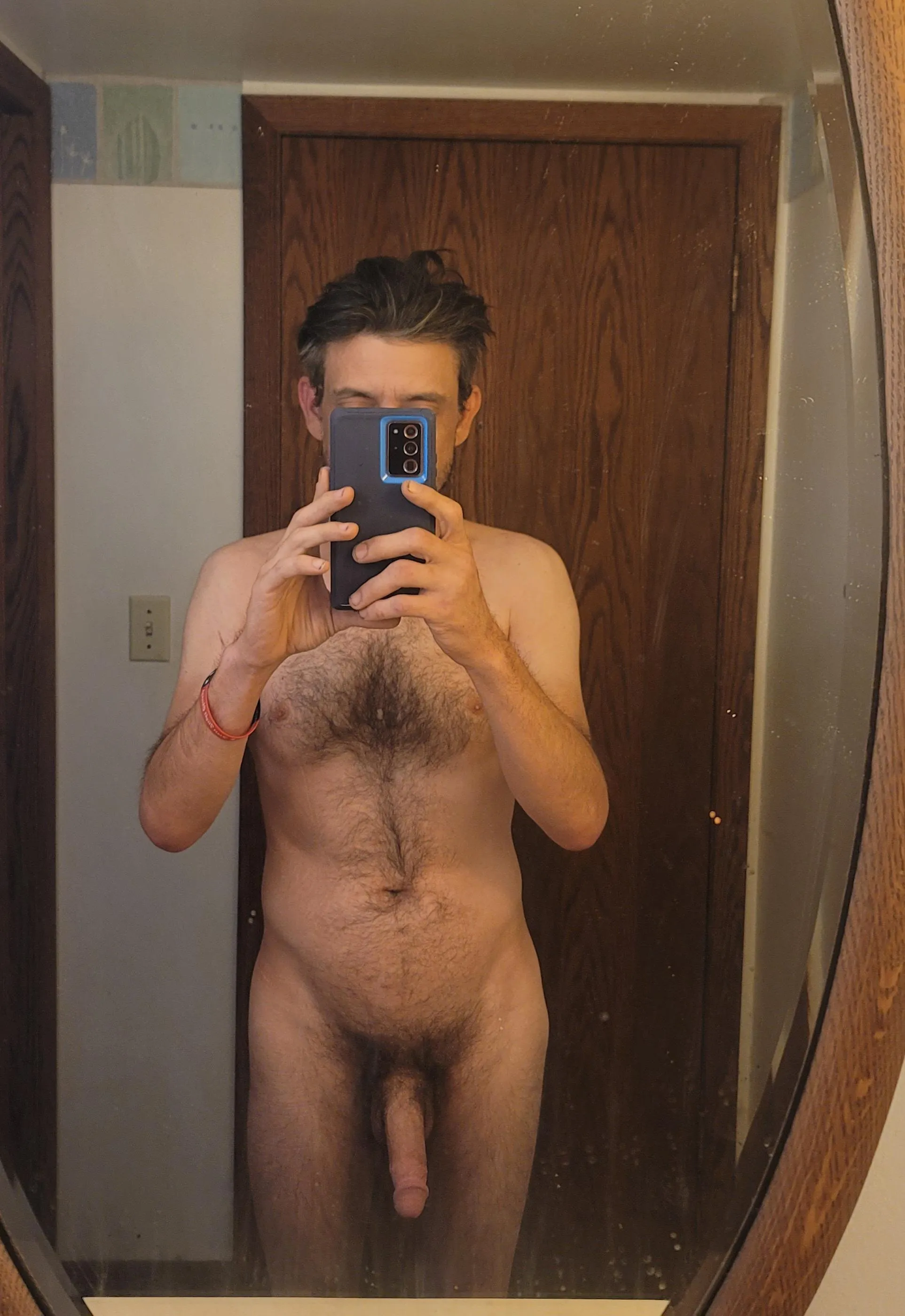 47M 5&#039;9 145lbs