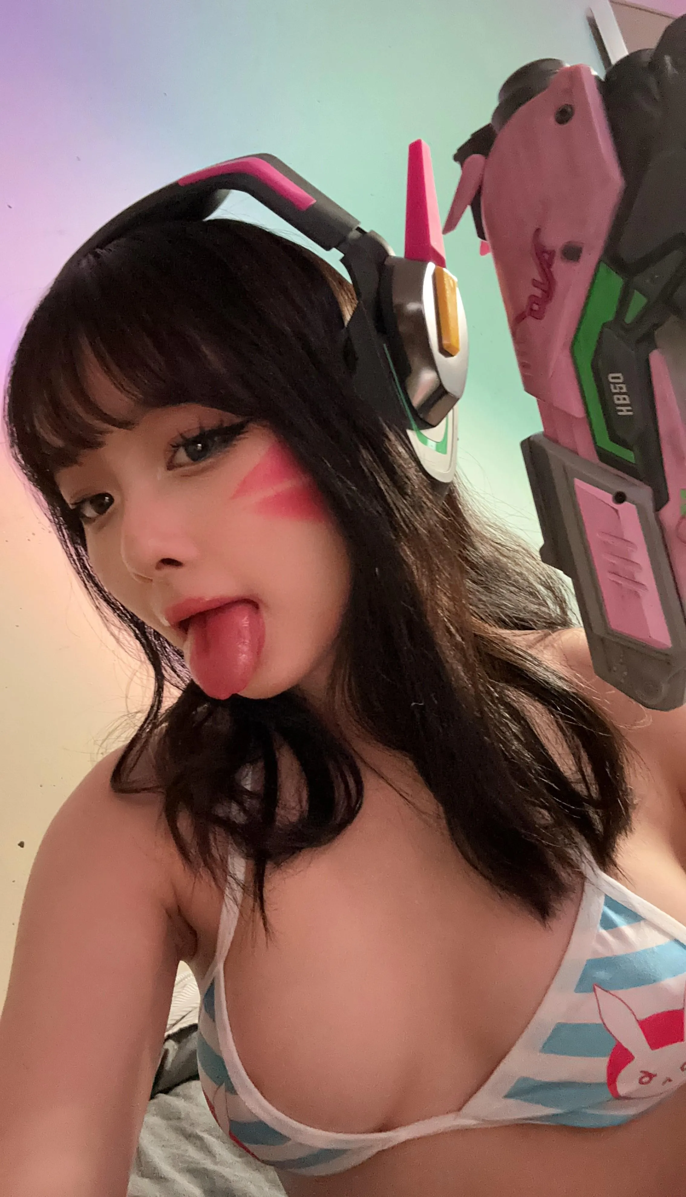 Wanna play with D.va?