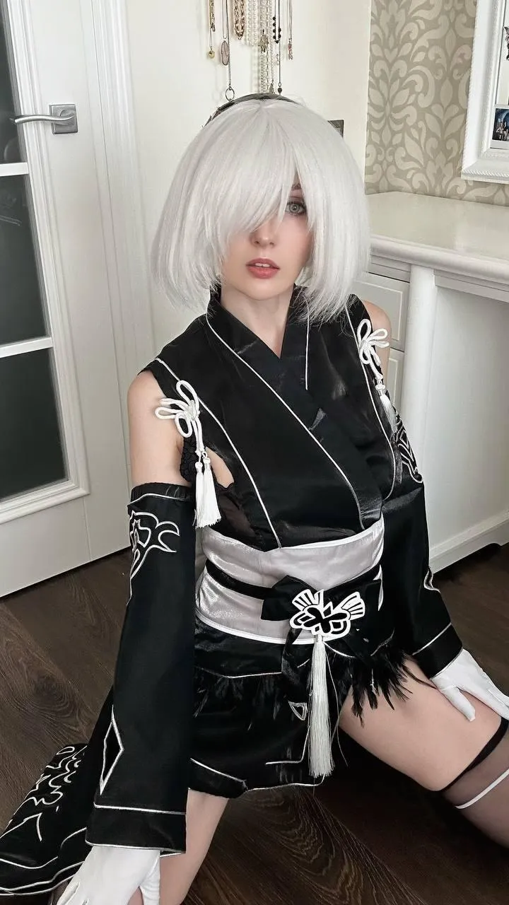 2B cosplay by BellatrixAiden