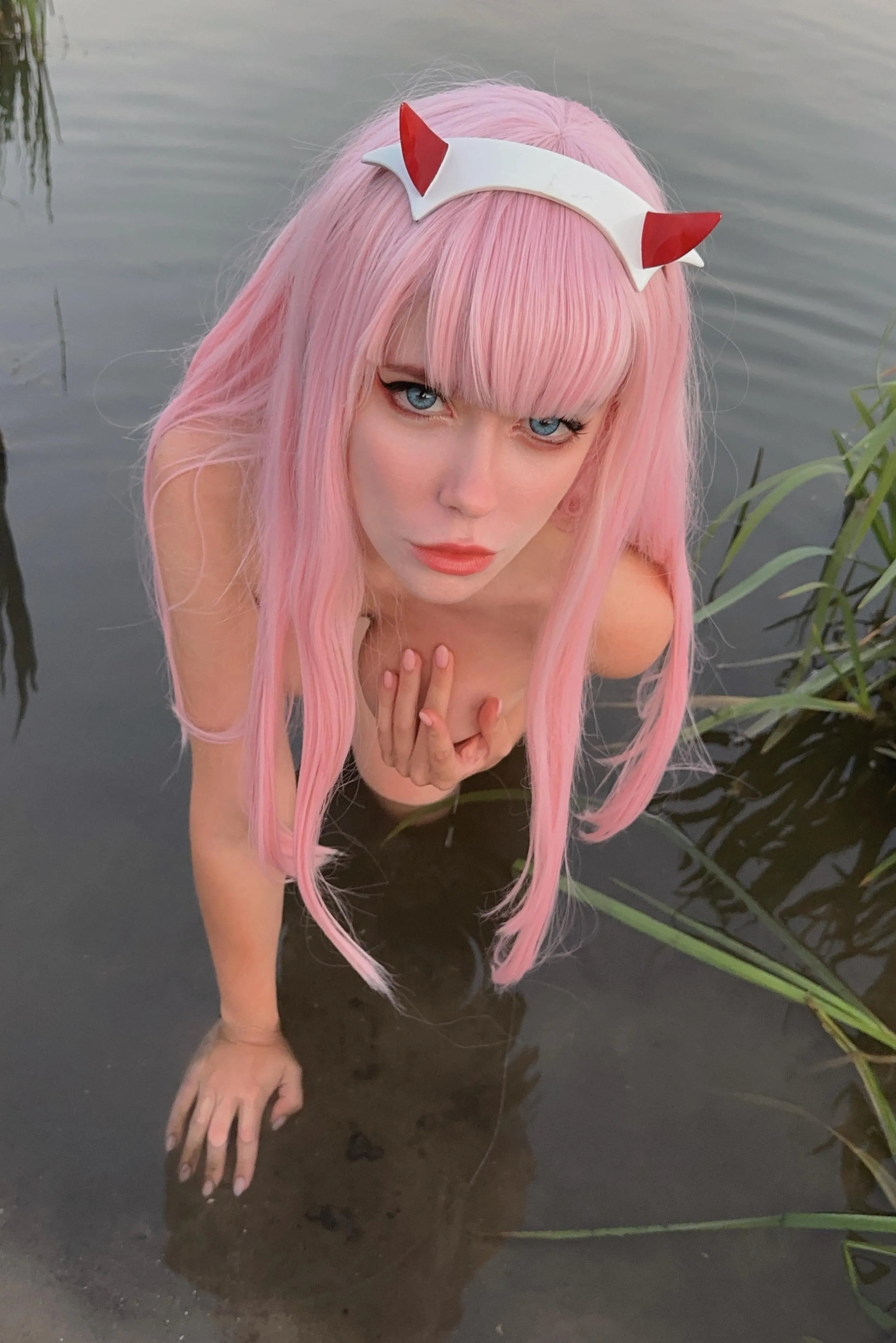 Zero Two from Darling in the Franxx by CaterpillarCosplay