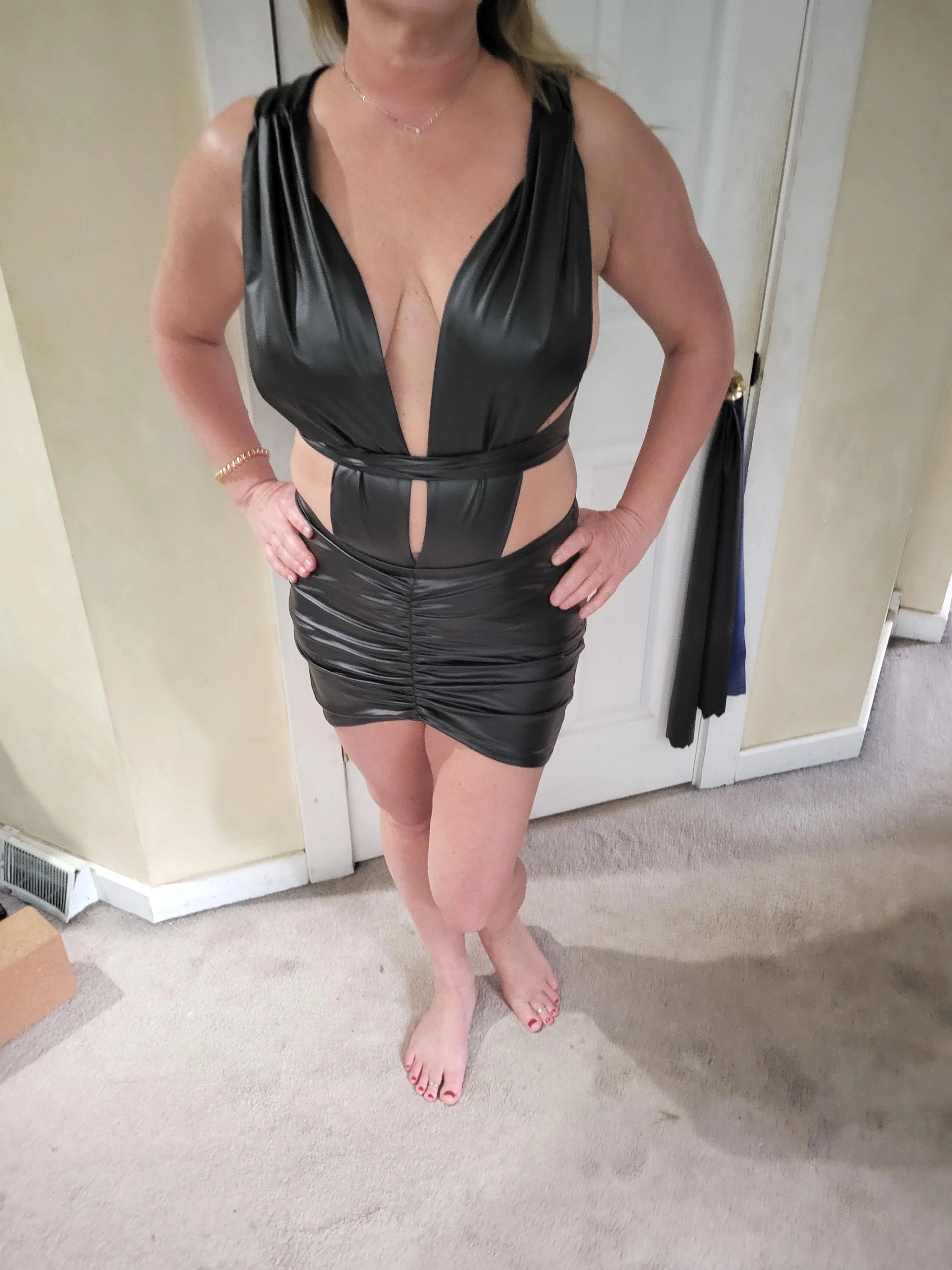 A little slutty PVC dress to accentuate and show off the slut inside