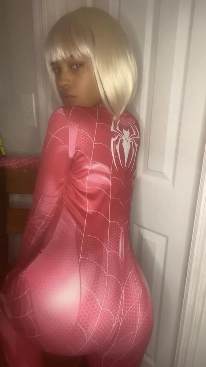 Love some cosplay booty