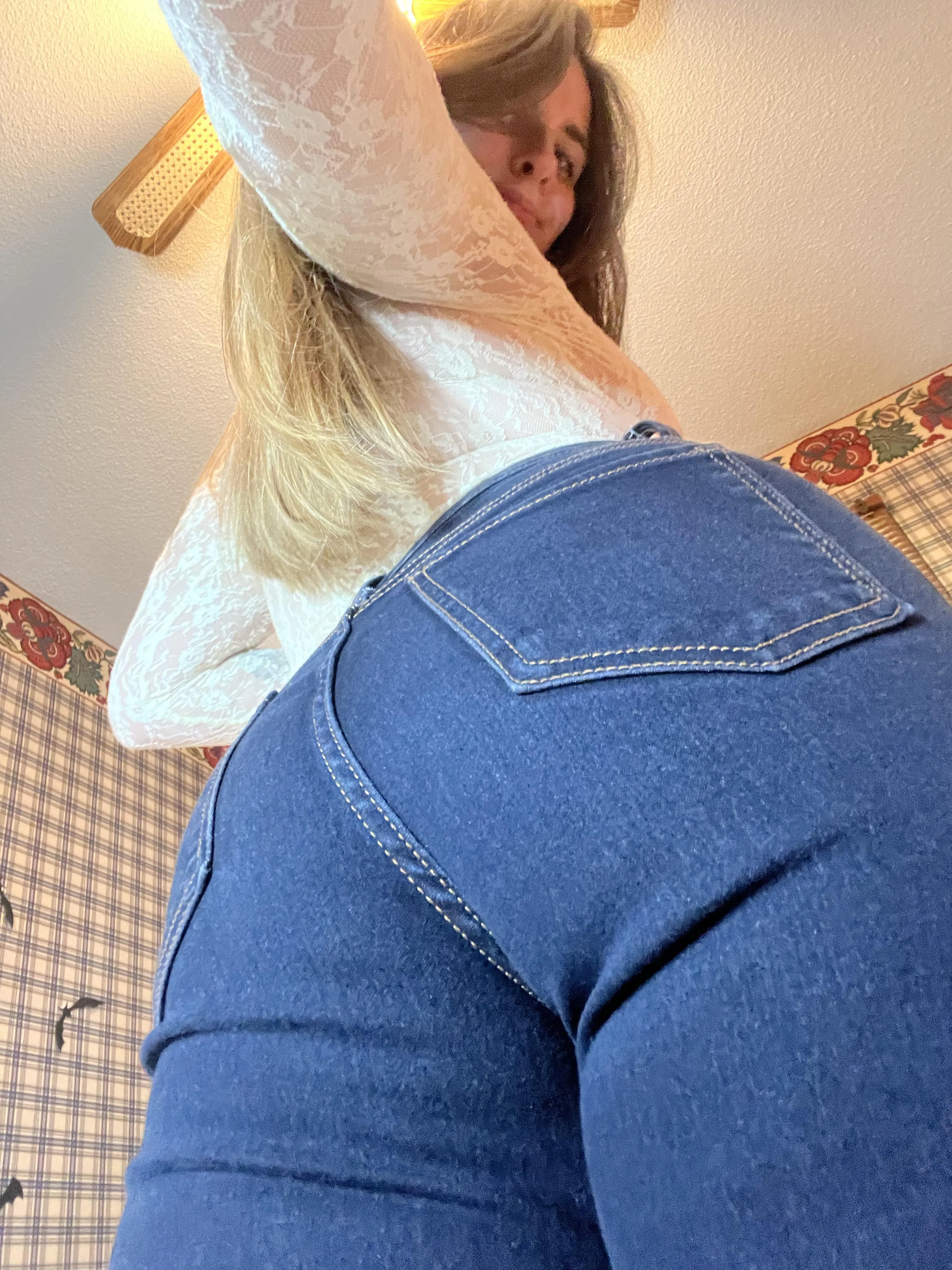 Like my ass in jeans ?