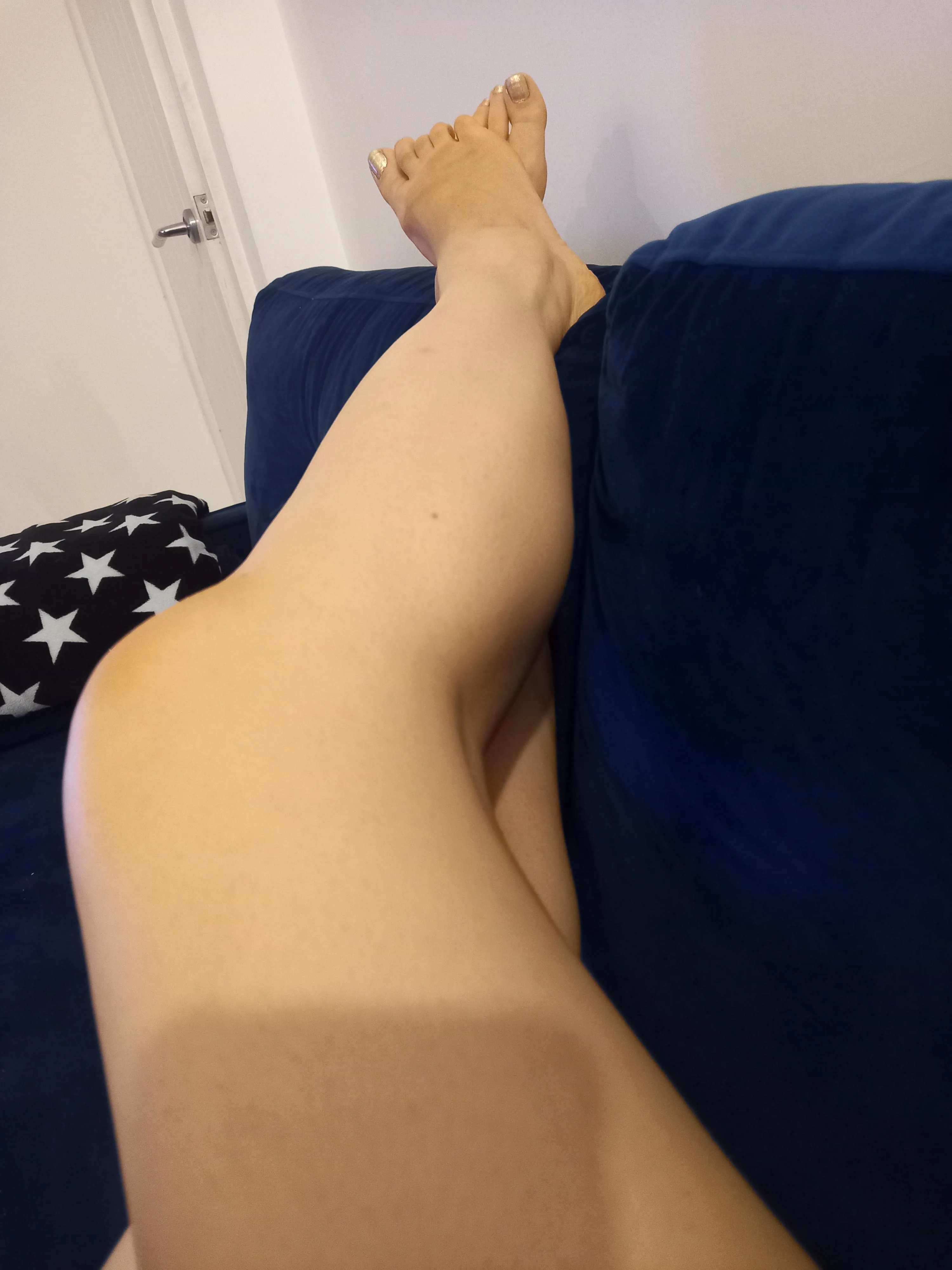 Need someone to help rub cream on my legs