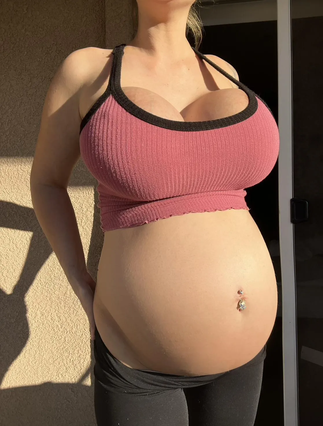 I think 38 weeks might be too big for pregnant sex