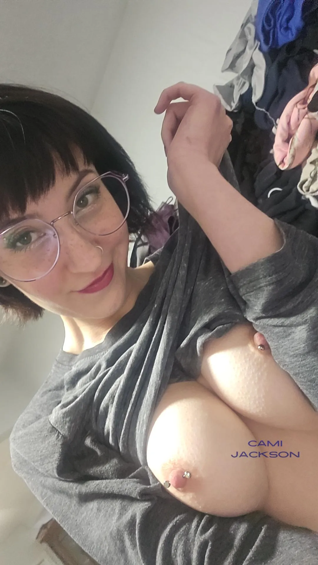 Let me take care of your cock! Sextpicvidgferateaud and more you can check out below!