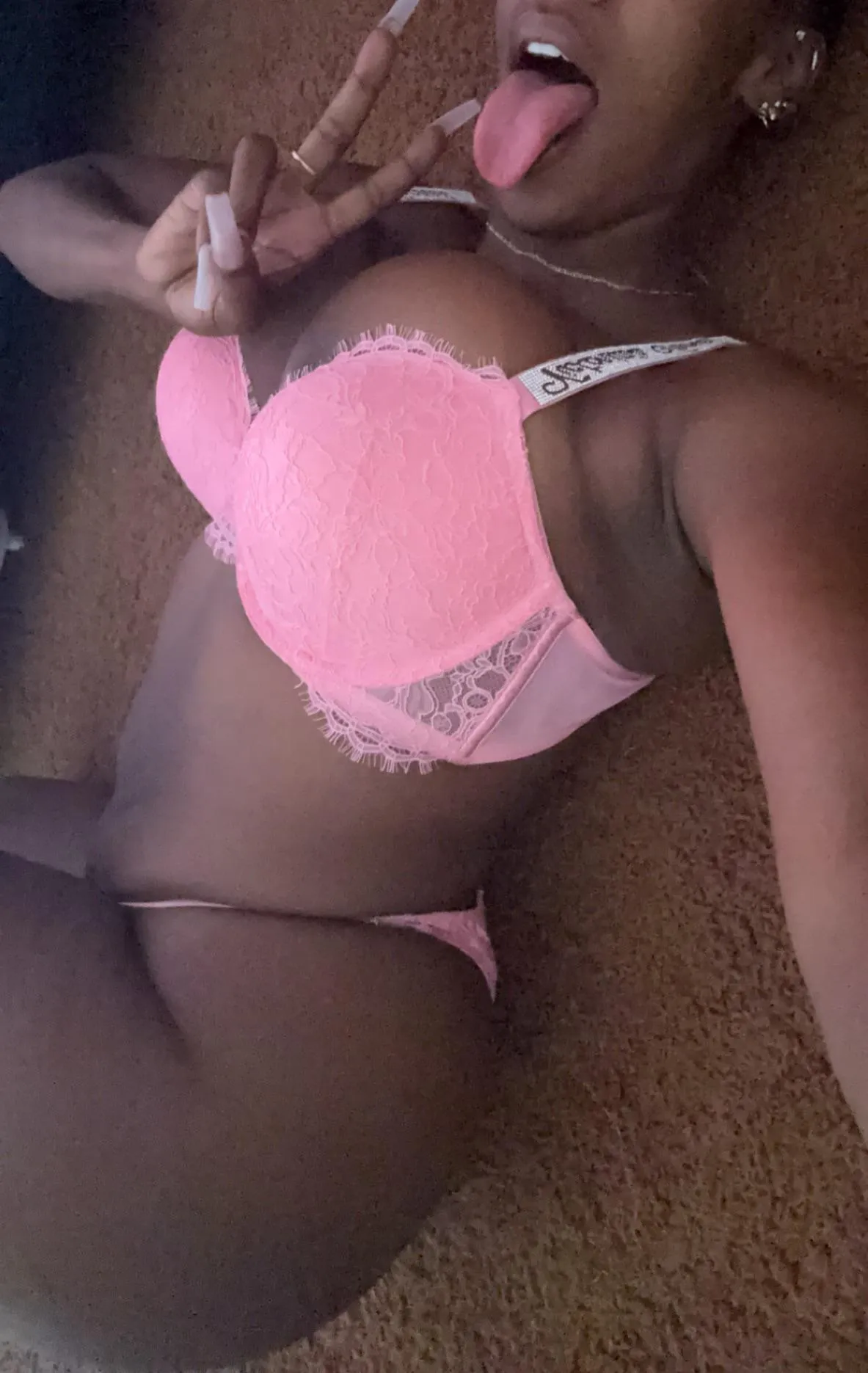 Available GFE sext c2c  custom vid