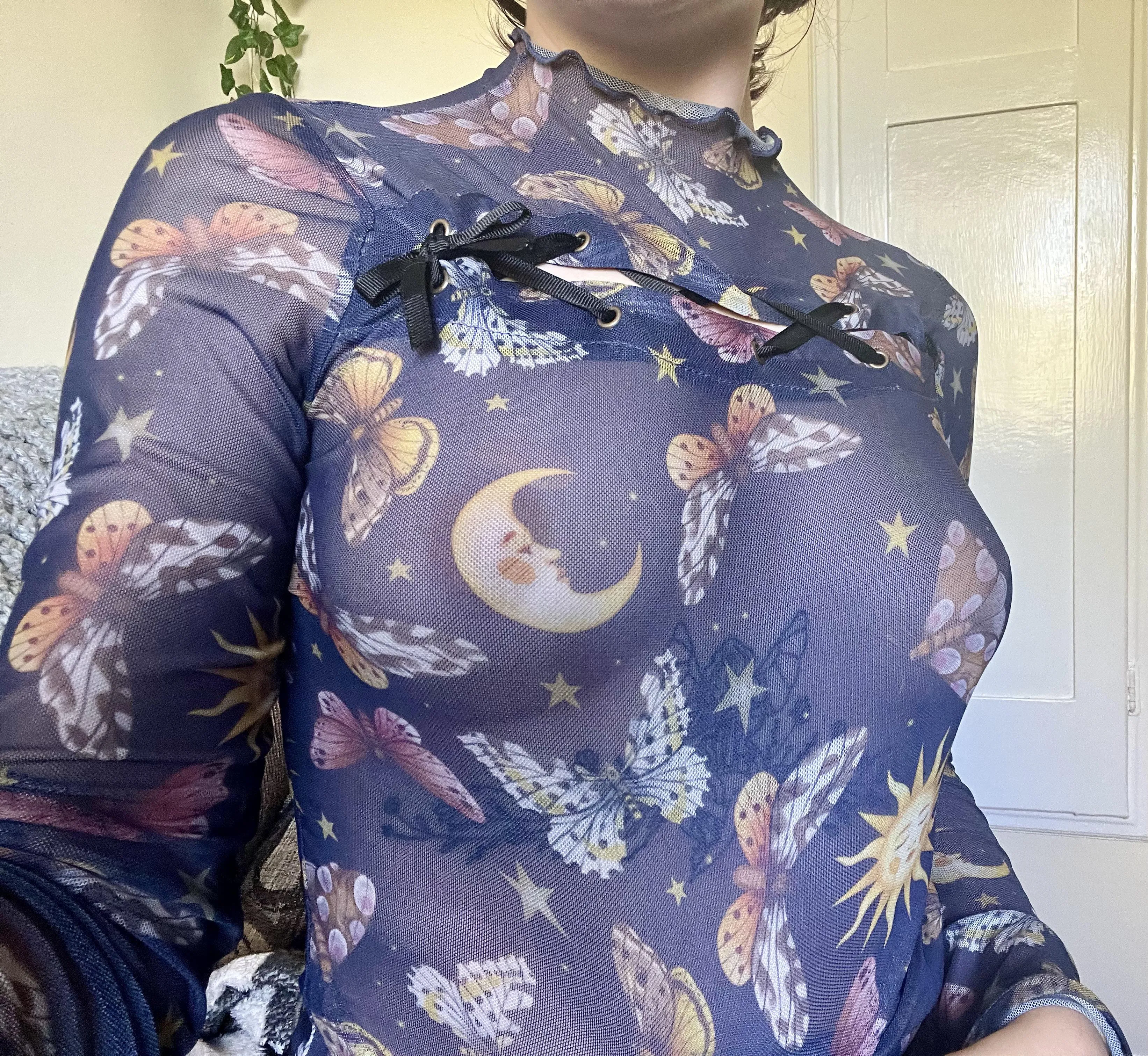 My titties under my favourite mesh top