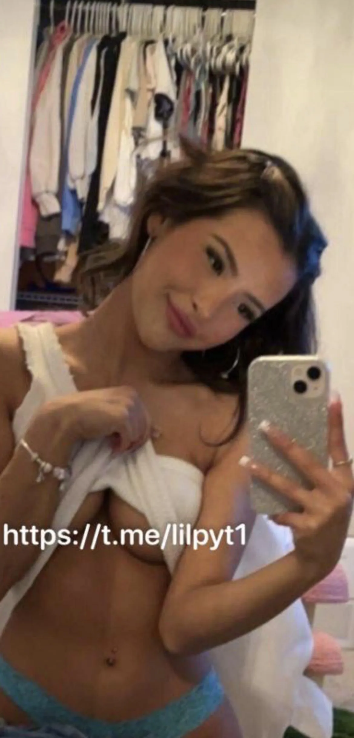 Help me find her name maybe something close to XOXOlilly was on TIKTOK