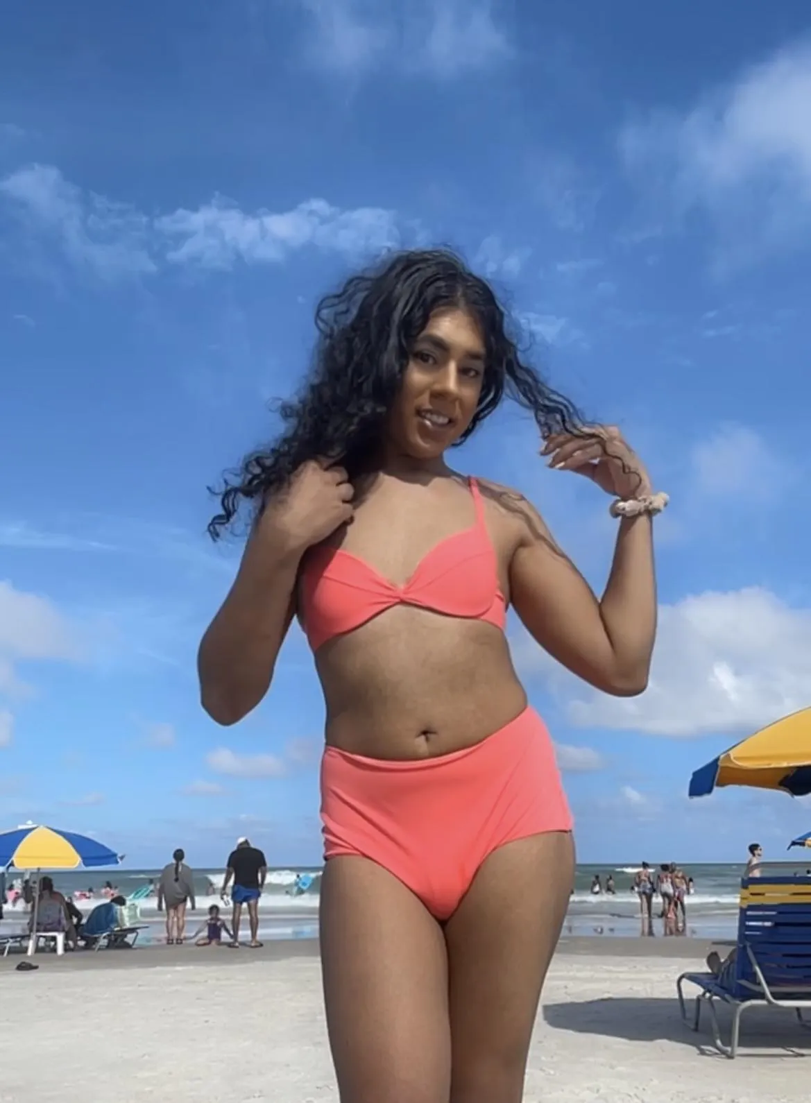 Would you go to the beach w me ?