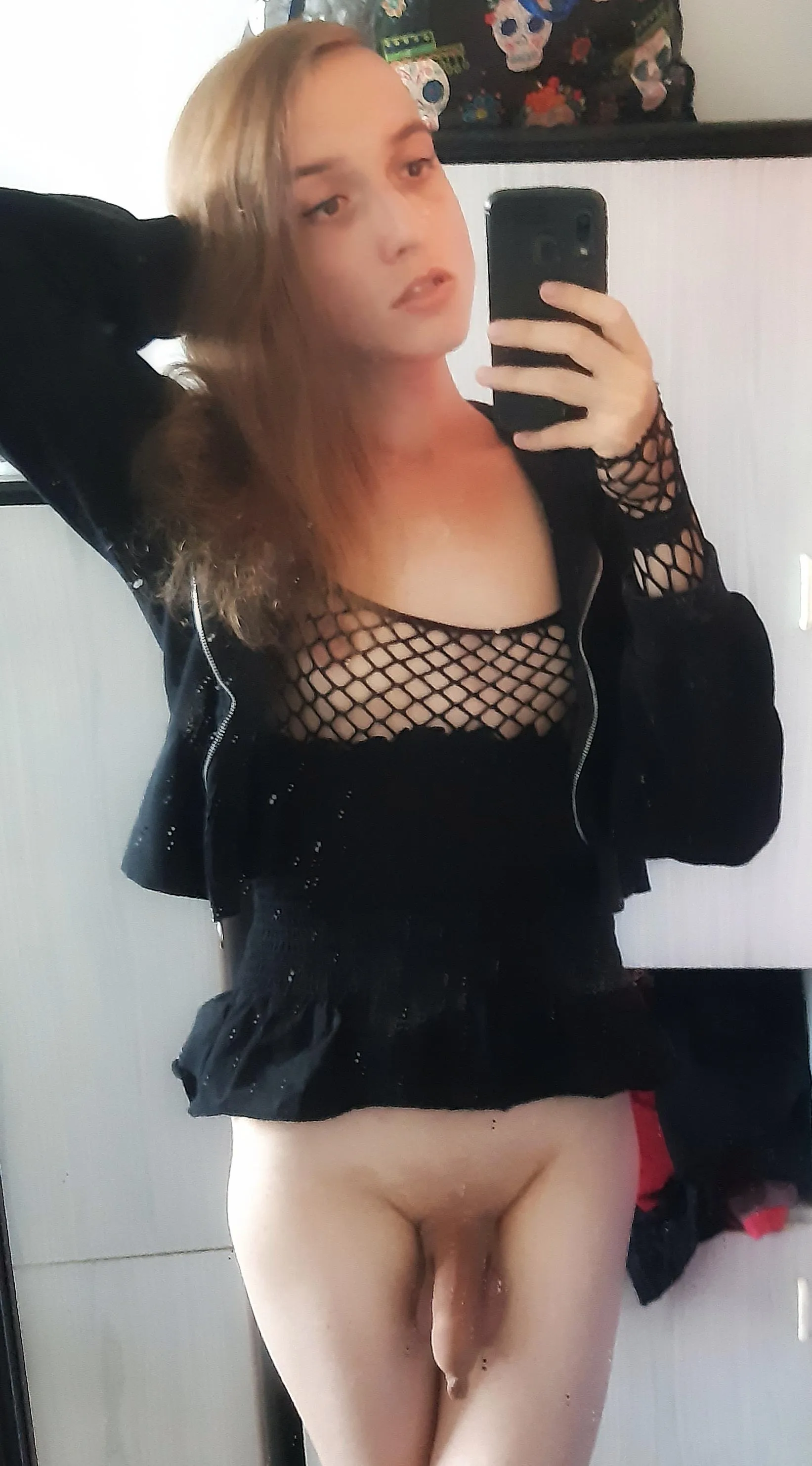 Do I look sexy in this casual Set?