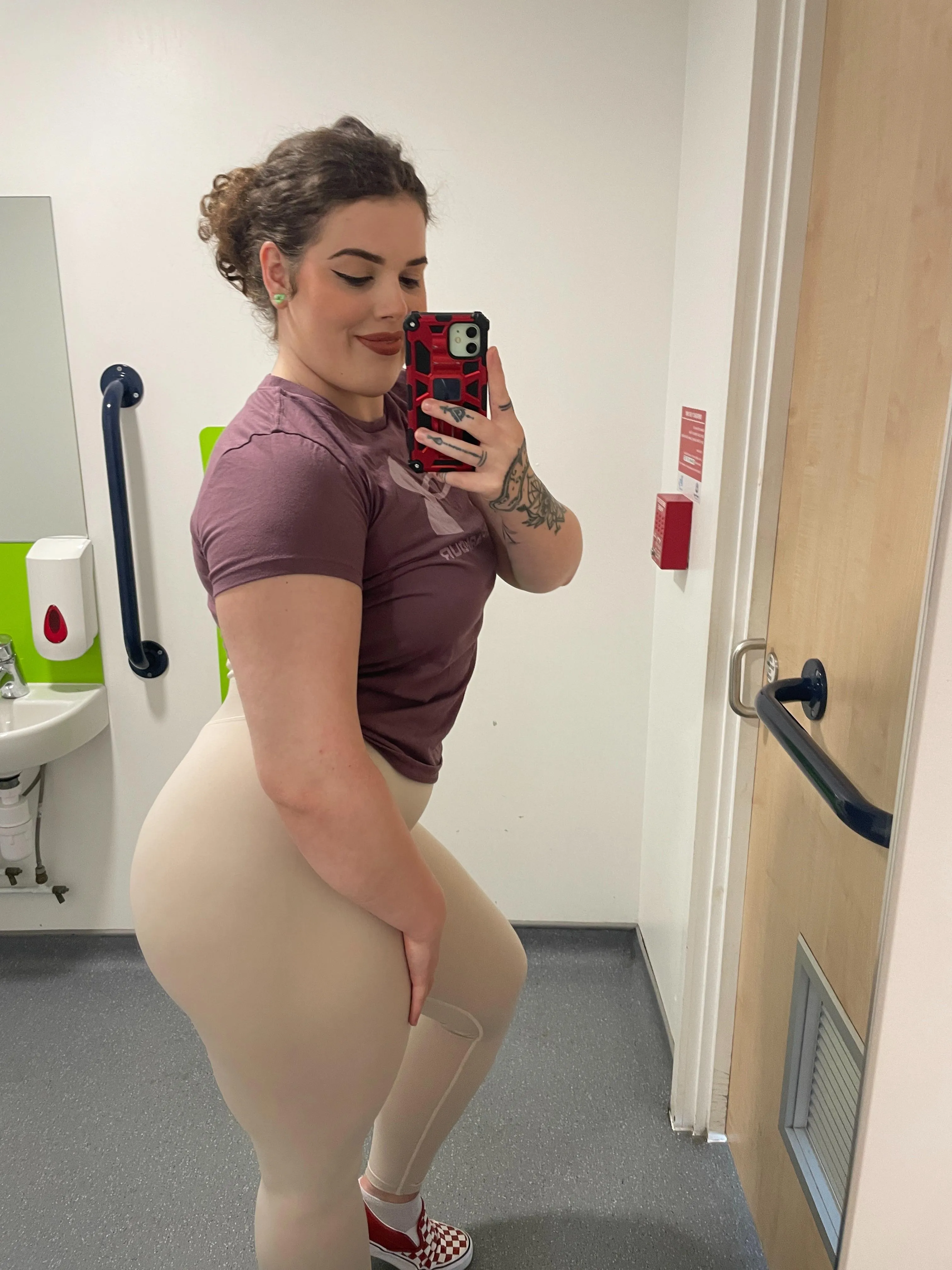 Hope my booty is turning you on